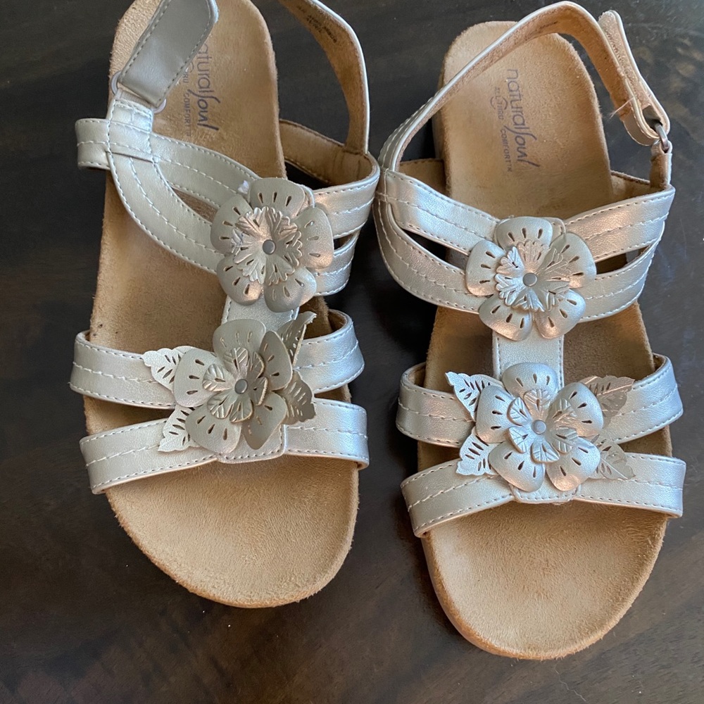 Natural Soul gold tone comfort sandal